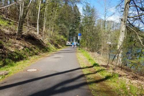 Wandern und Radfahren